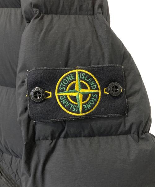 STONE ISLAND（ストーンアイランド）STONE ISLAND (ストーンアイランド) SEAMLESS TUNNEL NYLON DOWN ブラック サイズ:Mの古着・服飾アイテム