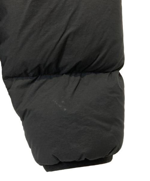 STONE ISLAND（ストーンアイランド）STONE ISLAND (ストーンアイランド) SEAMLESS TUNNEL NYLON DOWN ブラック サイズ:Mの古着・服飾アイテム