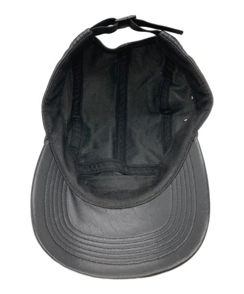 SUPREME（シュプリーム）Supreme (シュプリーム) キャップ ブラックの古着・服飾アイテム