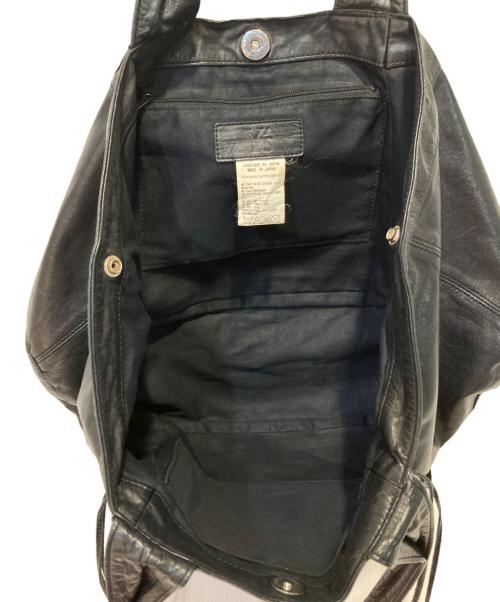 Y's（ワイズ）Y's (ワイズ) カウレザーハンドバッグ ブラックの古着・服飾アイテム