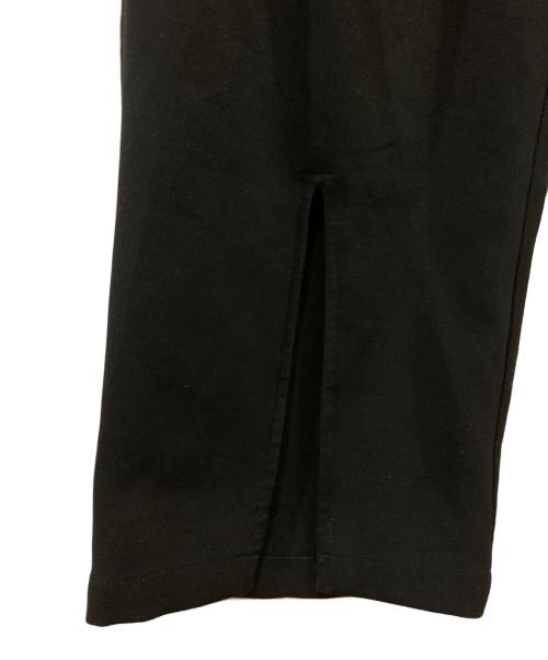 juha（ユハ）juha (ユハ) FRONT SLIT TAPERED PANTS ブラック サイズ:1の古着・服飾アイテム