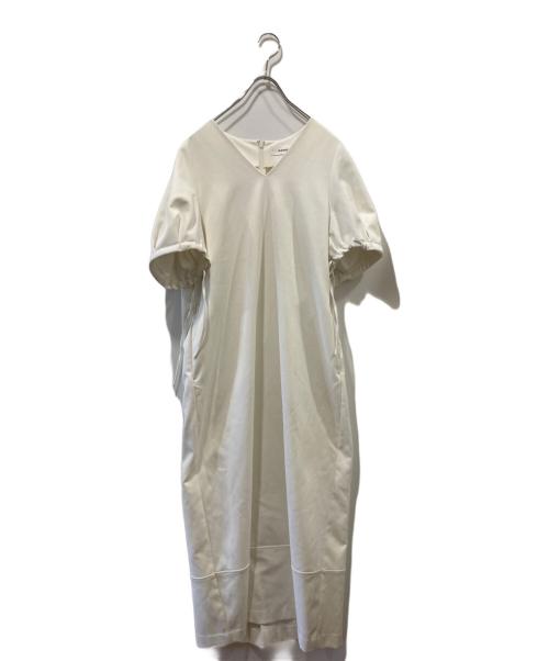 machatt（マチャット）machatt (マチャット) ピケVネックロングドレスワンピース ホワイト サイズ:FREEの古着・服飾アイテム