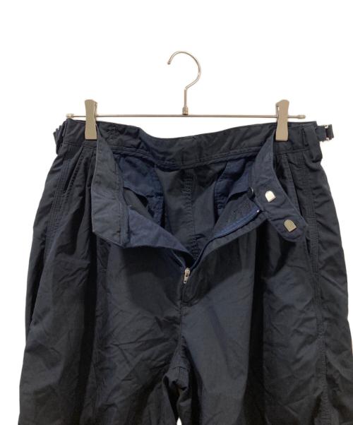 KANDA BIIKI（カンダビイキ）KANDA BIIKI (カンダビイキ) WEATHER CLOTH PLEATED TROUSERS ネイビー サイズ:Ｍの古着・服飾アイテム