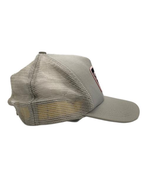 stussy（ステューシー）stussy (ステューシー) 90’s worldwide ワッペンメッシュキャップ グレー×ピンクの古着・服飾アイテム