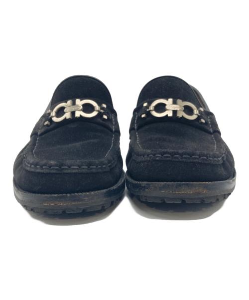 Salvatore Ferragamo（サルヴァトーレ フェラガモ）Salvatore Ferragamo (サルヴァトーレ フェラガモ) スウェードローファー ブラック サイズ:6 1/2の古着・服飾アイテム