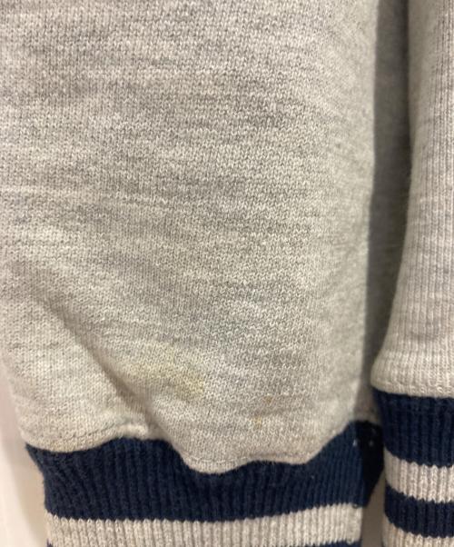 Champion（チャンピオン）Champion (チャンピオン) 刺繍ロゴ グレー サイズ:Ｌの古着・服飾アイテム