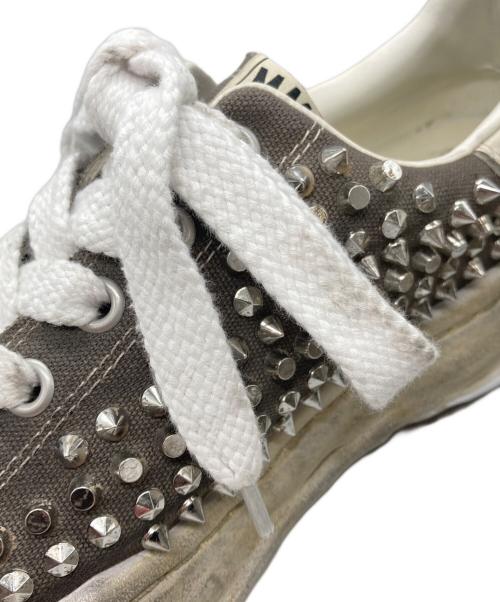 Maison MIHARA YASUHIRO（メゾン ミハラ ヤスヒロ）Maison MIHARA YASUHIRO (メゾン ミハラ ヤスヒロ) BLAKEY STUDDED LOW ローカットスニーカー グレー サイズ:42の古着・服飾アイテム