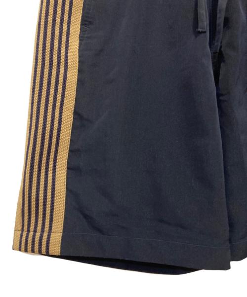 Needles（ニードルズ）Needles (ニードルズ) サイドラインショートパンツ ネイビー サイズ:Sの古着・服飾アイテム