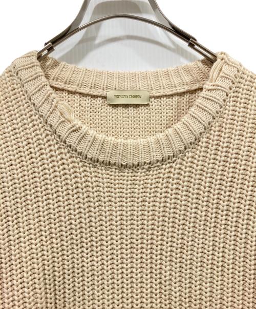 YSTRDY'S TMRRW（イエスタデイズトゥモロウ）YSTRDY'S TMRRW (イエスタデイズトゥモロウ) ニット ベージュ サイズ:Mの古着・服飾アイテム