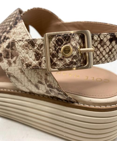 COLE HAAN（コールハーン）COLE HAAN (コールハーン) プラットフォームサンダル ベージュ サイズ:25の古着・服飾アイテム