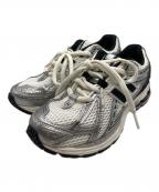 NEW BALANCEニューバランス）の古着「ローカットスニーカー」｜ホワイト×シルバー