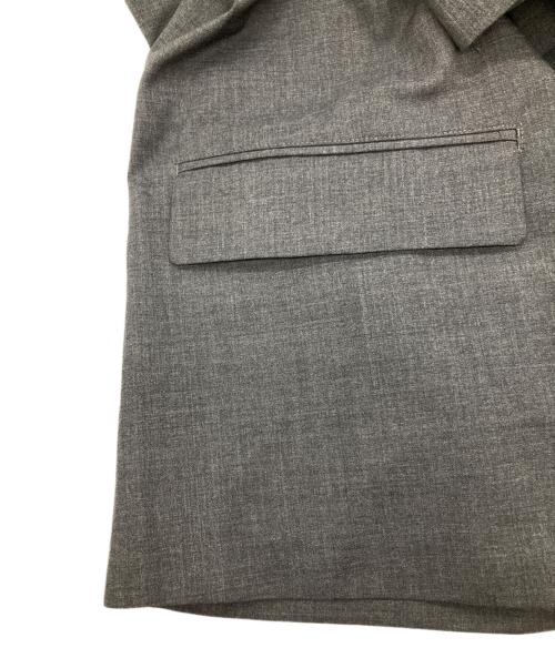 UNIVERSAL PRODUCTS.（ユニバーサルプロダクツ）UNIVERSAL PRODUCTS. (ユニバーサルプロダクツ) WOOL 2B JACKET グレー サイズ:2の古着・服飾アイテム