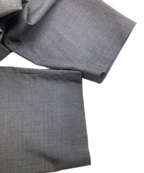 UNIVERSAL PRODUCTS.（ユニバーサルプロダクツ）UNIVERSAL PRODUCTS. (ユニバーサルプロダクツ) WOOL EASY TROUSER グレー サイズ:2の古着・服飾アイテム