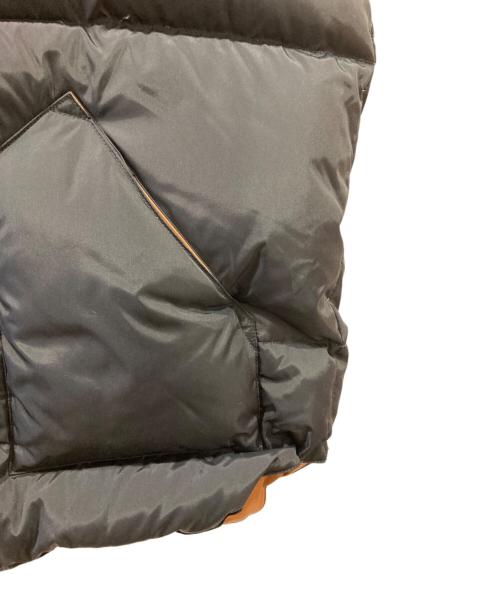 Rocky Mountain FeatherBed（ロッキーマウンテンフェザーベッド）Rocky Mountain FeatherBed (ロッキーマウンテンフェザーベッド) ダウンベスト ブラック サイズ:42の古着・服飾アイテム
