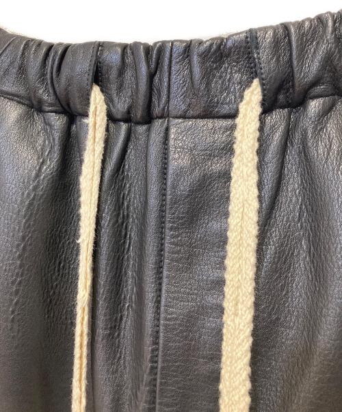 LOEWE（ロエベ）LOEWE (ロエベ) 20AW クロップド フレアトラウザーズ ブラック サイズ:Ｍの古着・服飾アイテム