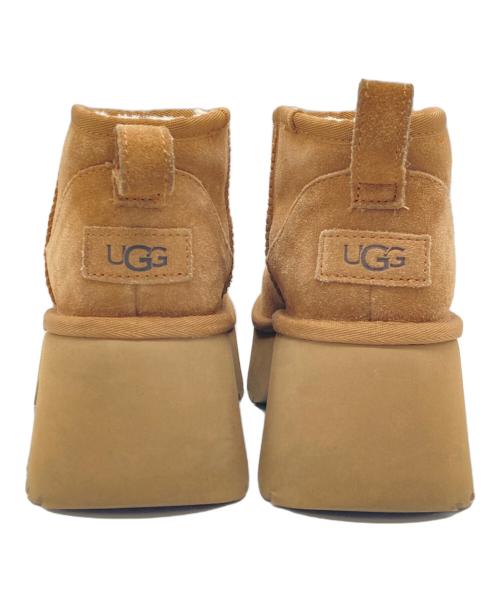 UGG（アグ）UGG (アグ) W CLASSIC ULTRA MINI NEW HEIGHTS ブラウン サイズ:24の古着・服飾アイテム