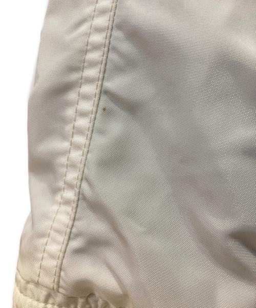 DUVETICA（デュベティカ）DUVETICA (デュベティカ) ダウンジャケット ホワイト サイズ:表記不明の古着・服飾アイテム