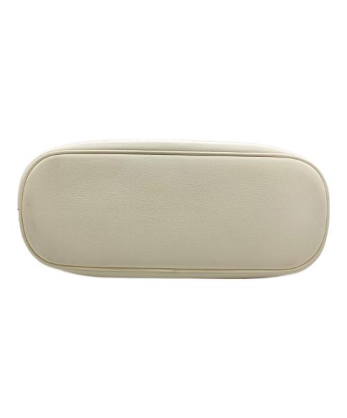 PRADA（プラダ）PRADA (プラダ) バックルダブルベルトハンドバッグ ホワイトの古着・服飾アイテム