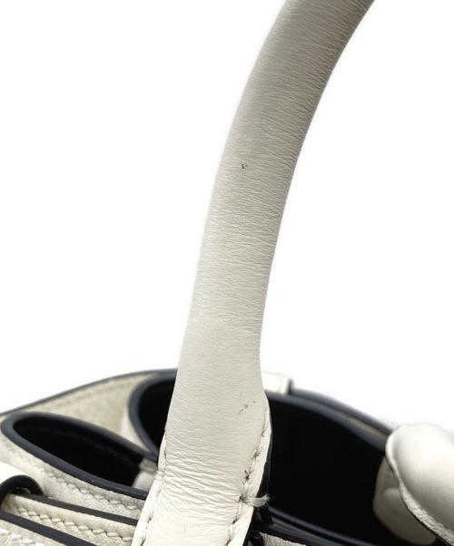 PRADA（プラダ）PRADA (プラダ) バックルダブルベルトハンドバッグ ホワイトの古着・服飾アイテム