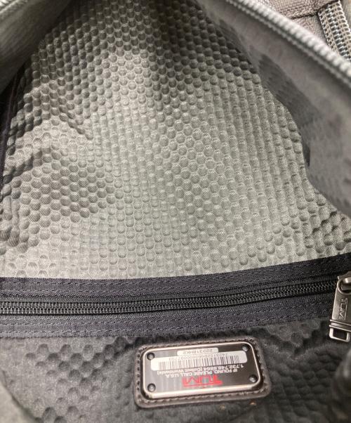 TUMI（トゥミ）TUMI (トゥミ) Higgins Sling バッグ ブラックの古着・服飾アイテム