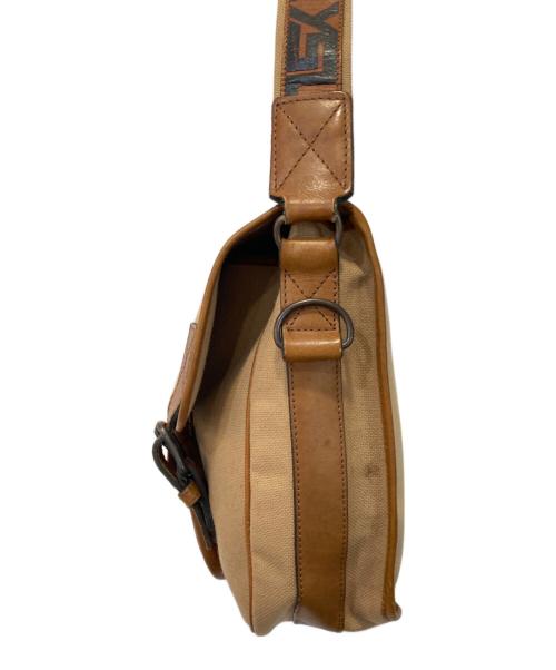 Yves Saint Laurent（イヴサンローラン）Yves Saint Laurent (イヴサンローラン) ショルダーサファリバッグの古着・服飾アイテム