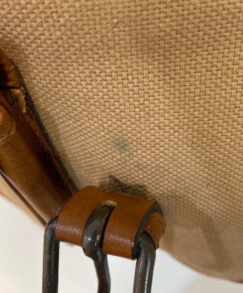 Yves Saint Laurent（イヴサンローラン）Yves Saint Laurent (イヴサンローラン) ショルダーサファリバッグの古着・服飾アイテム