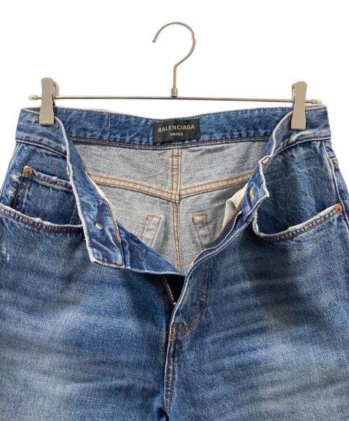 BALENCIAGA（バレンシアガ）BALENCIAGA (バレンシアガ) 裾クラッシュ ダメージ加工 ルーズフィットジーンズ インディゴ サイズ:XXSの古着・服飾アイテム
