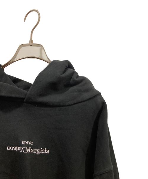 Maison Margiela（メゾンマルジェラ）Maison Margiela (メゾンマルジェラ) ロゴエンブロイダリーフーディ ブラック サイズ:48の古着・服飾アイテム