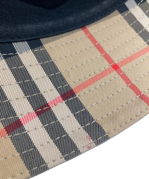 BURBERRY LONDON（バーバリーロンドン）BURBERRY LONDON (バーバリーロンドン) PANEL BUCKET HAT ベージュ サイズ:表記不明の古着・服飾アイテム