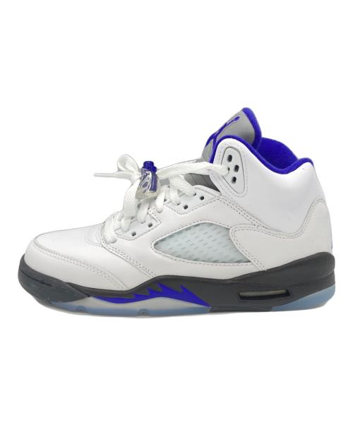 NIKE（ナイキ）NIKE (ナイキ) AIR JORDAN 5 RETRO パープル×ホワイト サイズ:23.5の古着・服飾アイテム