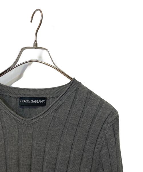 DOLCE & GABBANA（ドルチェ＆ガッバーナ）DOLCE & GABBANA (ドルチェ＆ガッバーナ) Vネックリブニット グレー サイズ:46の古着・服飾アイテム