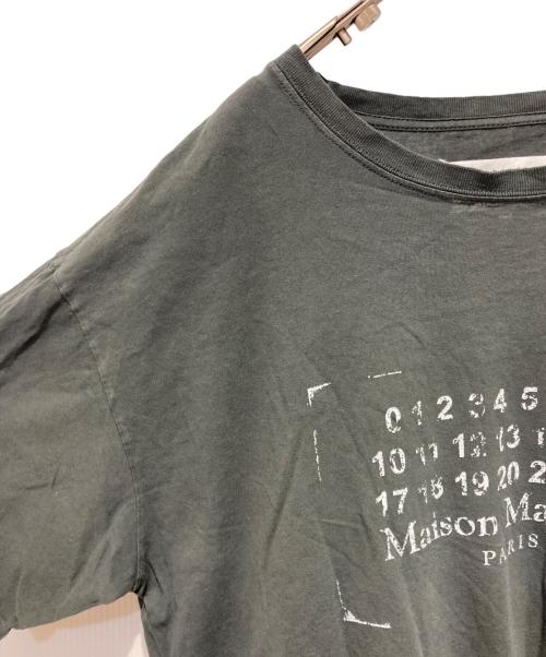 Maison Margiela（メゾンマルジェラ）Maison Margiela (メゾンマルジェラ) スタンプロゴTシャツ ブラック サイズ:XLの古着・服飾アイテム
