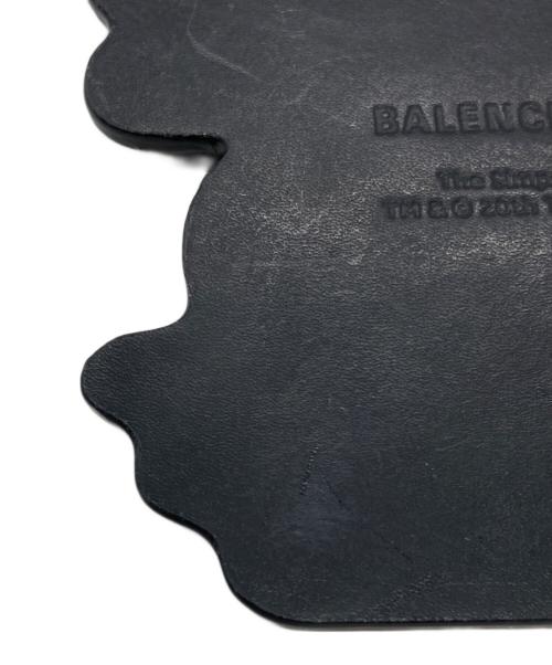 BALENCIAGA（バレンシアガ）BALENCIAGA (バレンシアガ) The Simpsons コラボキーホルダー ブラックの古着・服飾アイテム