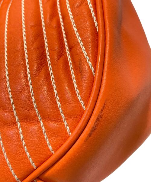 TIFFANY & Co.（ティファニー）Tiffany & Co. (ティファニー) キルティングハンドバッグ オレンジの古着・服飾アイテム