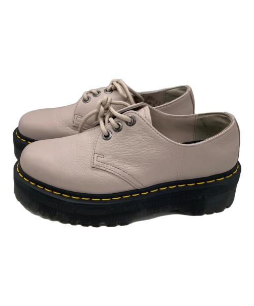 Dr.Martens（ドクターマーチン）Dr.Martens (ドクターマーチン) 3ホールレザーシューズ ピンクベージュ サイズ:UK6の古着・服飾アイテム