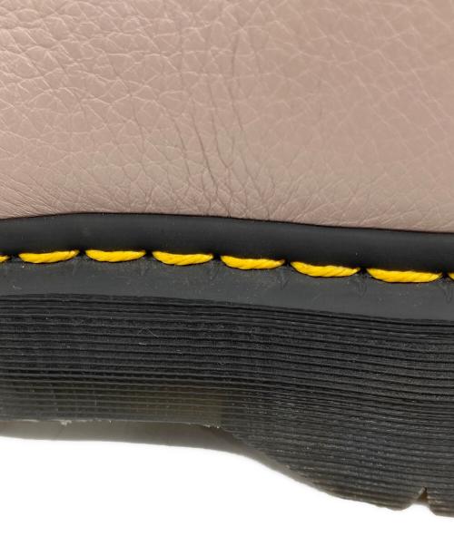 Dr.Martens（ドクターマーチン）Dr.Martens (ドクターマーチン) 3ホールレザーシューズ ピンクベージュ サイズ:UK6の古着・服飾アイテム