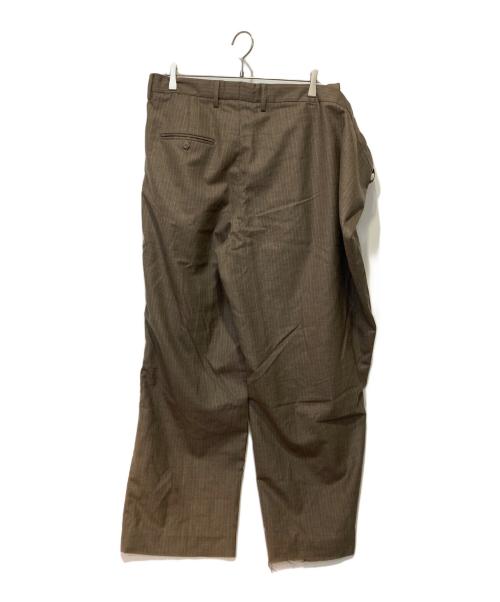 Hed Mayner（ヘド メイナー）Hed Mayner (ヘド メイナー) アシンメトリーワイドストライプスラックス ブラウン サイズ:Ｍの古着・服飾アイテム