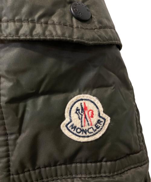 MONCLER（モンクレール）MONCLER (モンクレール) ダウンコート オリーブの古着・服飾アイテム