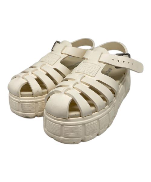 MIU MIU（ミュウミュウ）MIU MIU (ミュウミュウ) ラバーサンダル ベージュ サイズ:35の古着・服飾アイテム