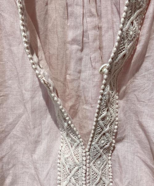 ne quittez pas（ヌキテパ）ne quittez pas (ヌキテパ) COTTON LINEN LACE BLOUSE ピンク サイズ:ＦＲＥＥの古着・服飾アイテム
