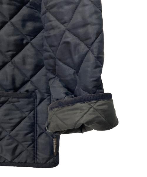 Traditional Weatherwear（トラディショナルウェザーウェア）Traditional Weatherwear (トラディショナルウェザーウェア) WAVERLY キルティングコート ネイビー サイズ:38の古着・服飾アイテム