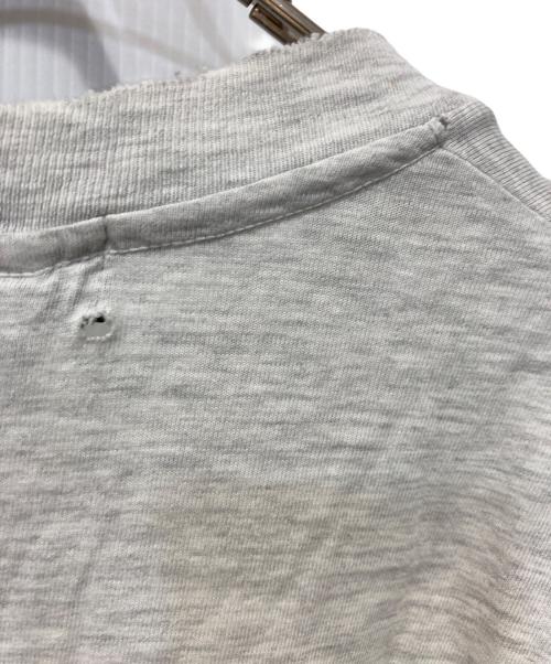 GOODENOUGH（グットイナフ）GOODENOUGH (グッドイナフ) プリントTシャツ グレー サイズ:Mの古着・服飾アイテム