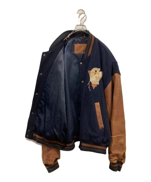 GUESS（ゲス）GUESS (ゲス) インディアン刺繍スタジャン ネイビー×ブラウン サイズ:Lの古着・服飾アイテム