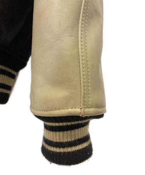 AVIREX（アヴィレックス）AVIREX (アヴィレックス) スタジャン ベージュ サイズ:Lの古着・服飾アイテム