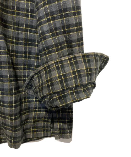 SUPREME（シュプリーム）Supreme (シュプリーム) シャツ ブラック サイズ:Mの古着・服飾アイテム