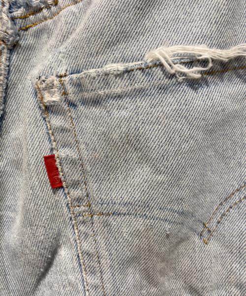 LEVI'S（リーバイス）LEVI'S (リーバイス) クラッシュデニム インディゴ サイズ:W32の古着・服飾アイテム