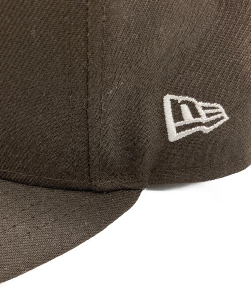 SUPREME（シュプリーム）Supreme (シュプリーム) New Era (ニューエラ) 22FW S Logo New Era ブラウン×オレンジ サイズ:7 1/2の古着・服飾アイテム