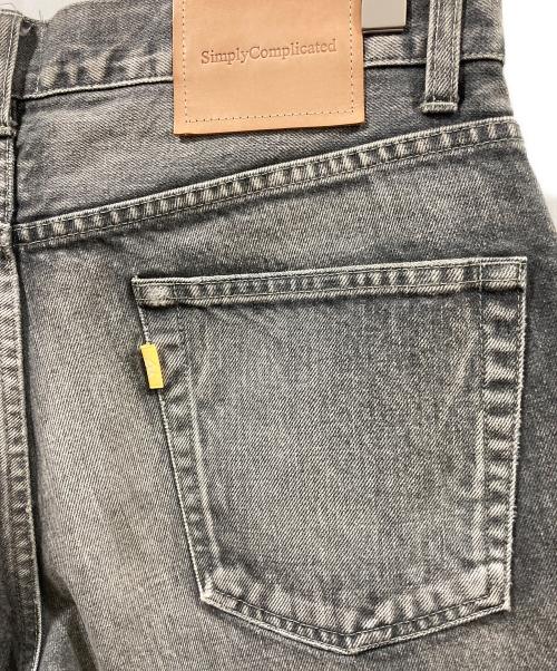SIMPLY COMPLICATED（シンプリーコンプリケイティド）simply complicated (シンプリーコンプリケイティド) JOURNAL STANDARD (ジャーナルスタンダード) 別注 BOYFRIEND JEANS グレー サイズ:1の古着・服飾アイテム
