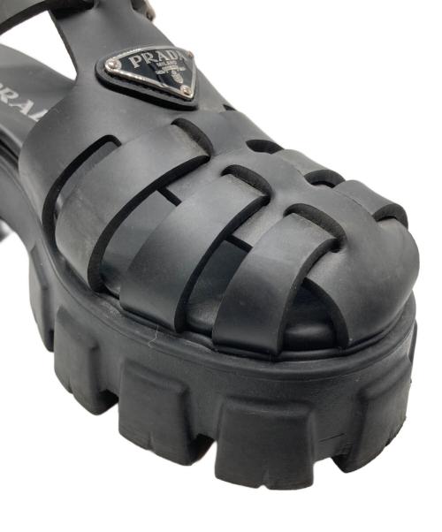 PRADA（プラダ）PRADA (プラダ) モノリスグルカサンダル ブラック サイズ:38の古着・服飾アイテム