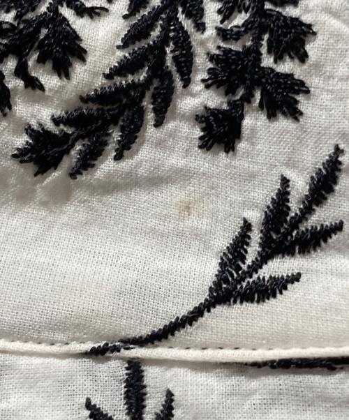 LOEFF（ロエフ）LOEFF (ロエフ) フラワーエンブロイダリー刺繍 オープンカラーシャツ ホワイト サイズ:2の古着・服飾アイテム